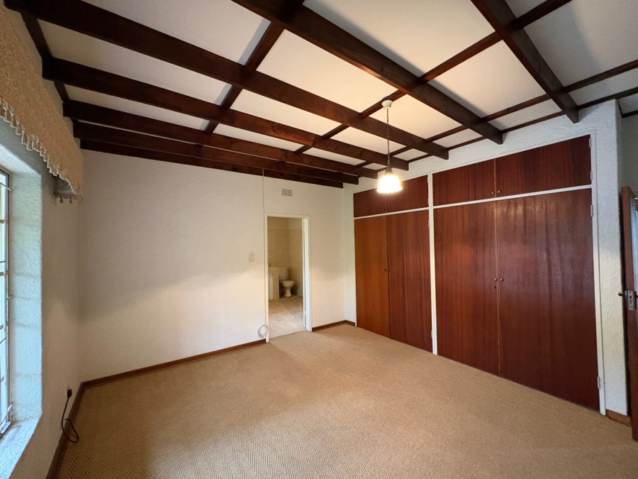 5 Bedroom Property for Sale in Protea Park North West